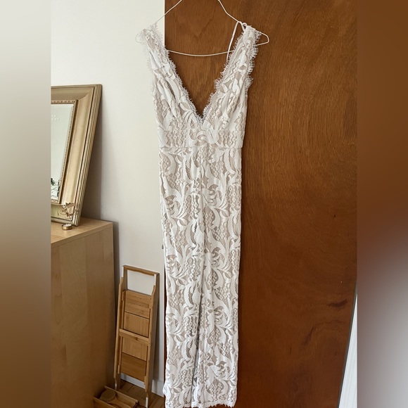 Lulus white lace jumpsuit size xs - Picture 2 of 4